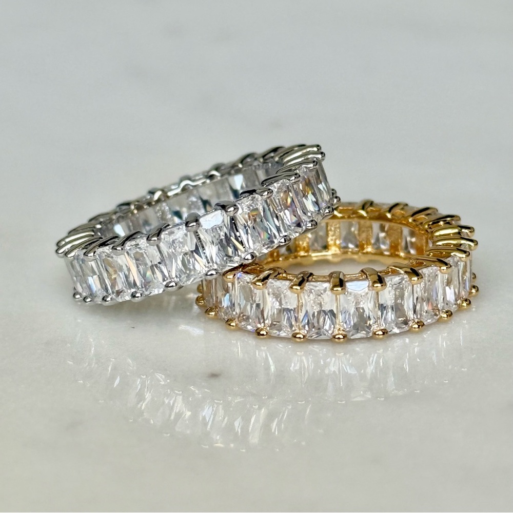 Elegant beautiful 14K Gold Plated Emerald Diamond Band Ring in white OR gold